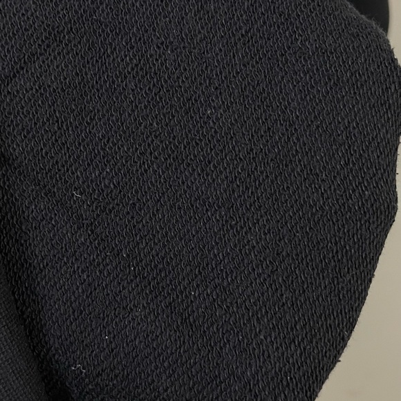 H&M AUTHENTIC BLACK STREET-STYLE CREWNECK SWEATSHIRT FOR MEN’S & WOMEN’S - Picture 6 of 7